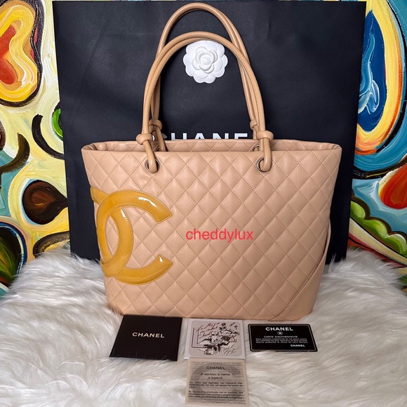 ๐๐ป๐๐ฉAuthentic CHANEL Beige Quilted Lambskin Leather Cambon Tote Bag. - Picture 3 of 17